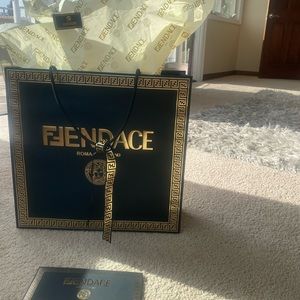 Fendachi Fendi Versace gift bag❤️❤️🎁🎁